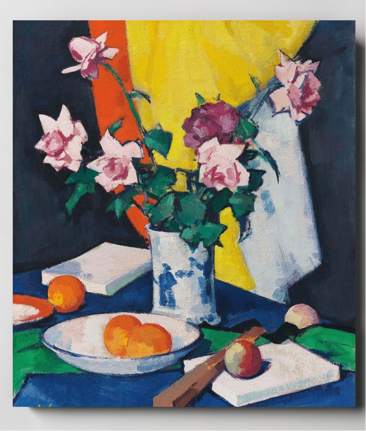 Red and pink roses, oranges and fan
