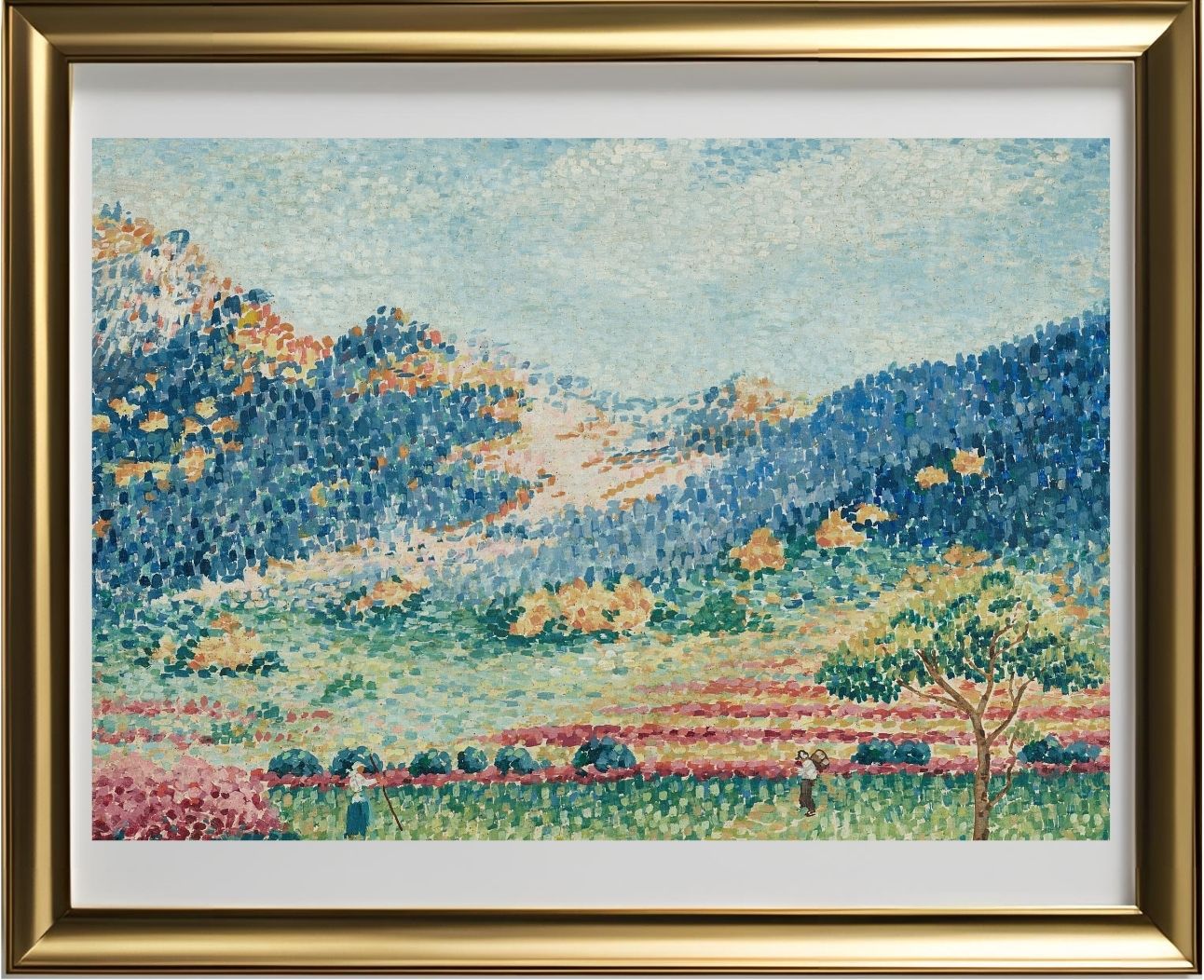 Paysage avec les petites montagnes mauresques