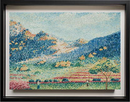 Paysage avec les petites montagnes mauresques