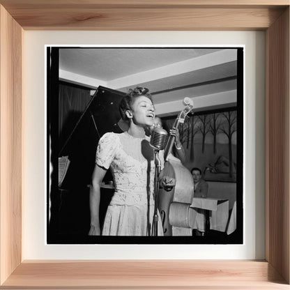 Maxine Sullivan Mar
